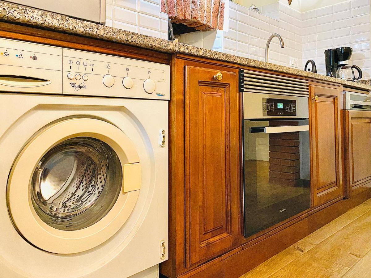 Exquisitely Renovated And Centrally Located Apartment With Free Parking Turin Luaran gambar