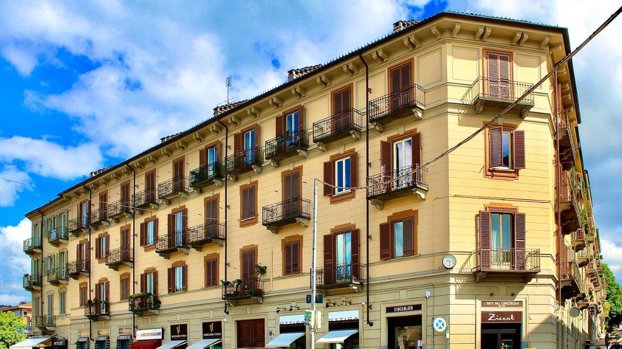 Exquisitely Renovated And Centrally Located Apartment With Free Parking Turin Luaran gambar